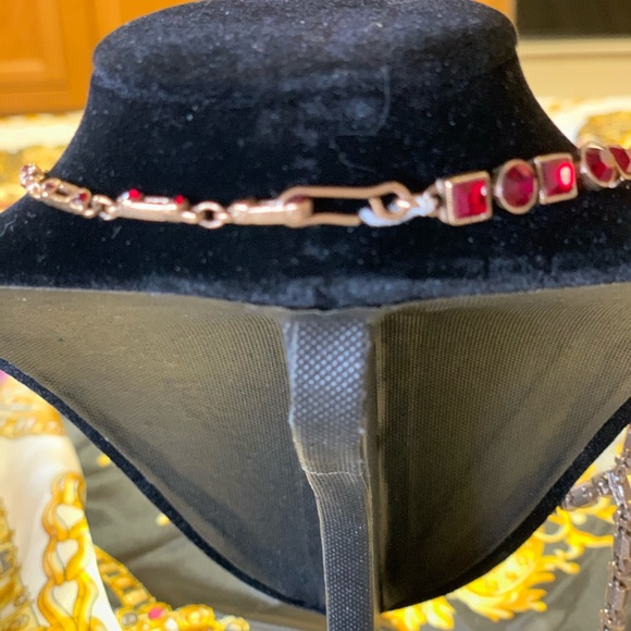 Red stone necklace - Picture 3 of 3